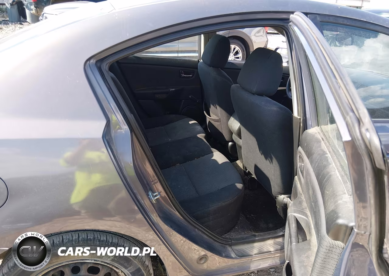 2008 Mazda Mazda3 I Sport VIN:JM1BK12FX81155915 - 8