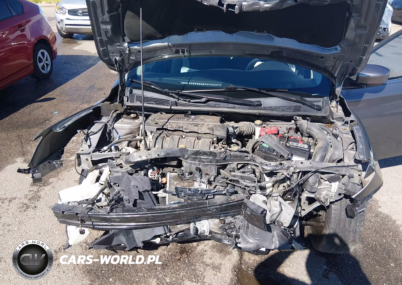 2018 Nissan Sentra S VIN:3N1AB7APXJY344948 - 10