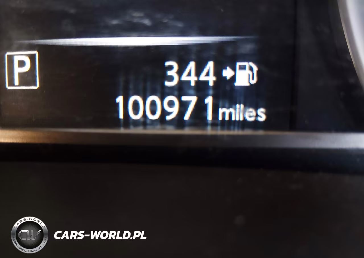 2018 Nissan Sentra S VIN:3N1AB7APXJY344948 - 16