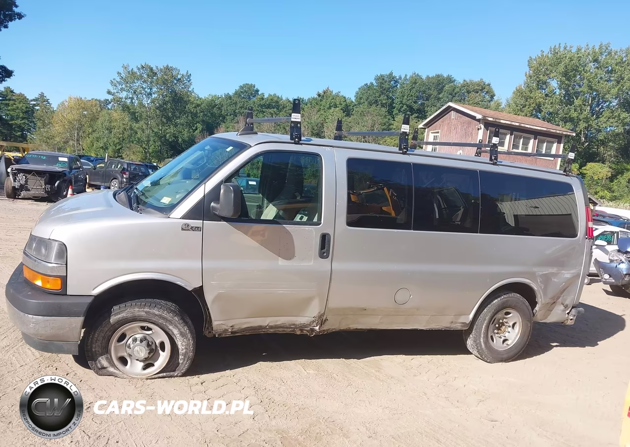 2020 Chevrolet Express Passenger Rwd 2500 Regular Wheelbase Lt VIN:1GAWGFFG8L1257170 - 14