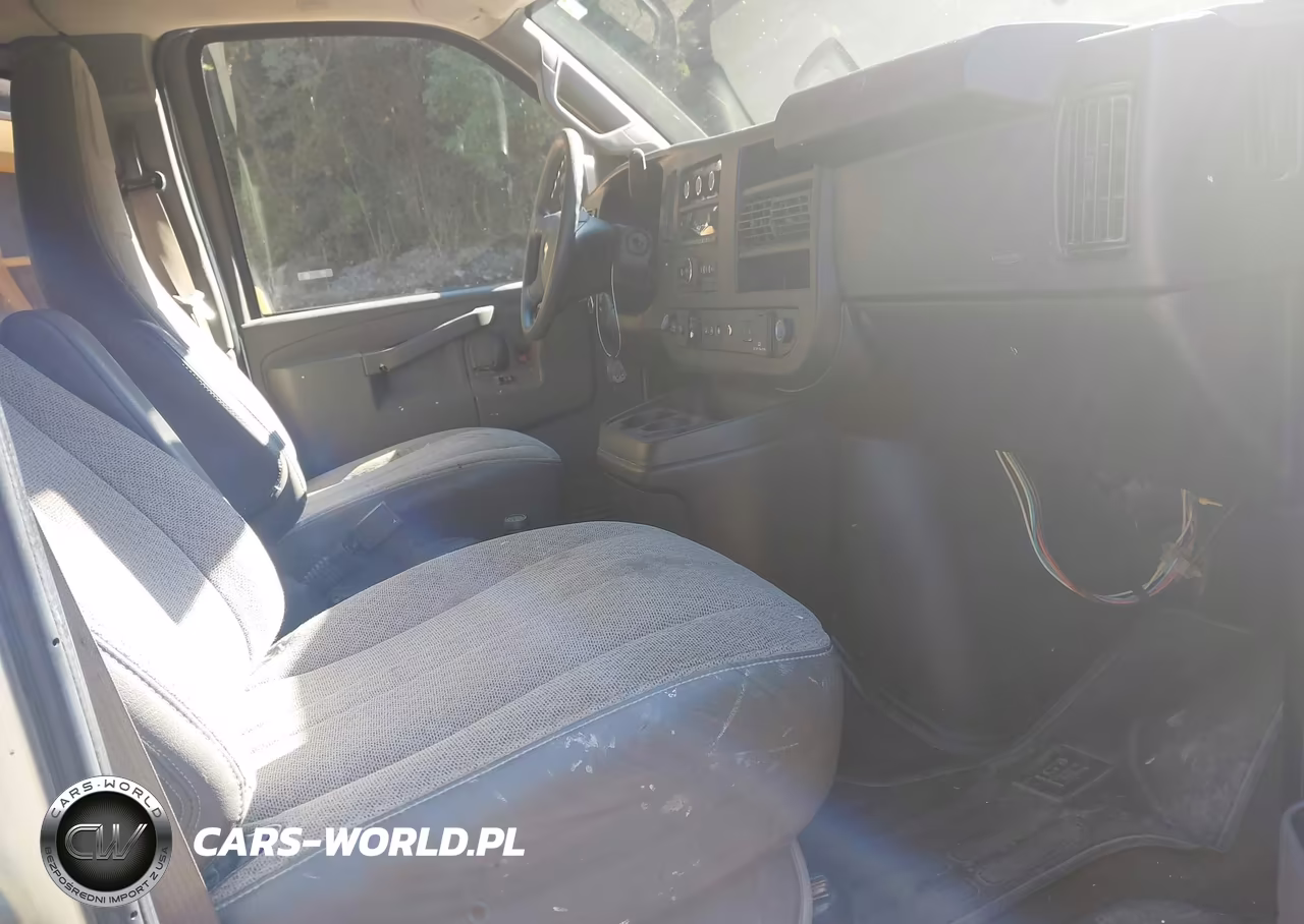 2020 Chevrolet Express Passenger Rwd 2500 Regular Wheelbase Lt VIN:1GAWGFFG8L1257170 - 5