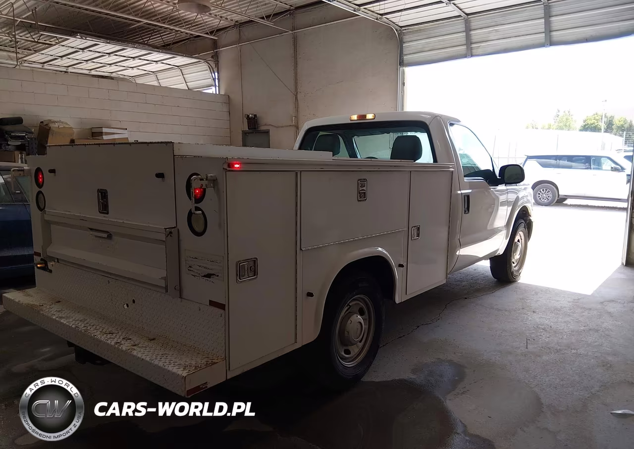 2012 Ford F-250 Xl VIN:1FDBF2A61CEC57712 - 4