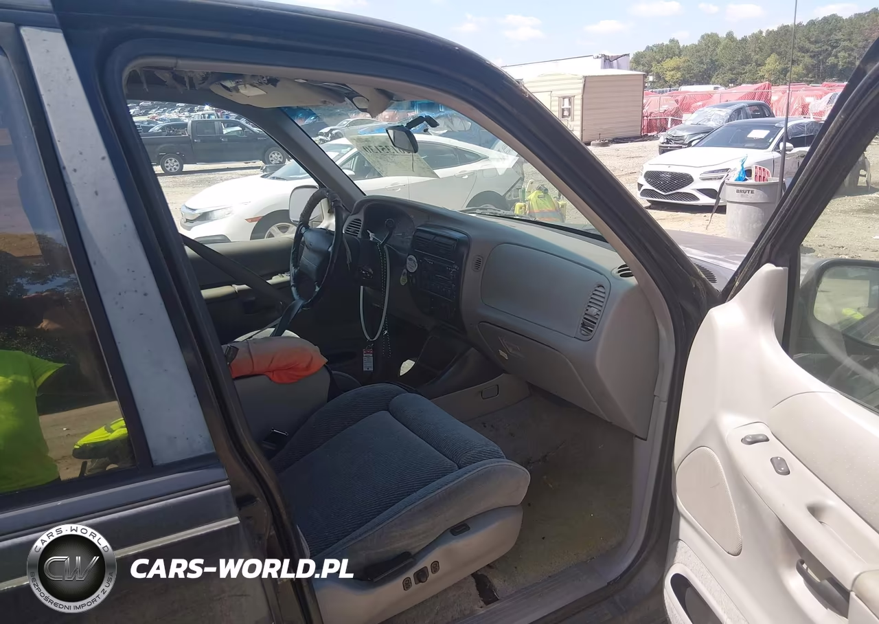 1996 Ford Explorer VIN:1FMDU32X1TUC47862 - 5