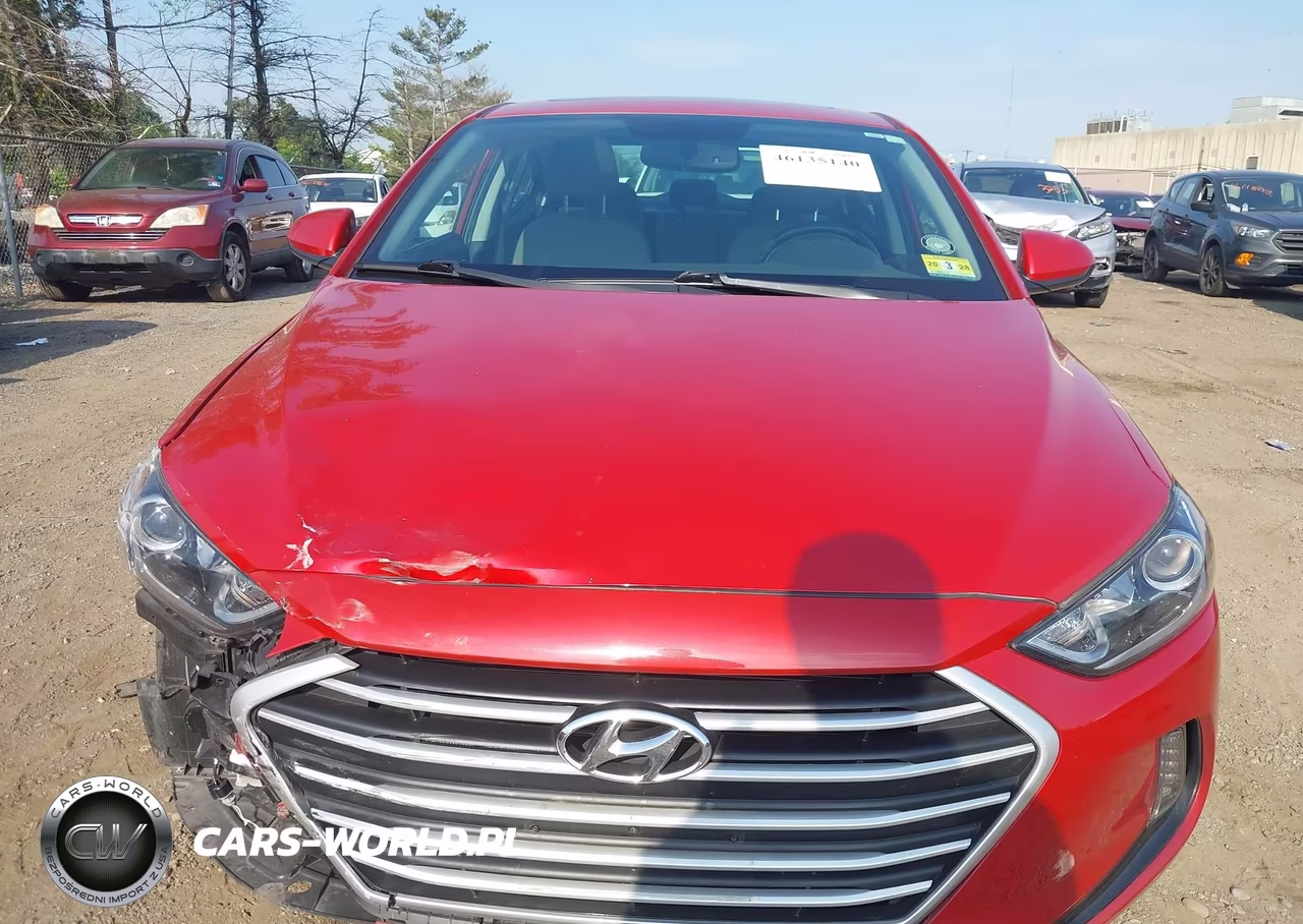 2018 Hyundai Elantra Value Edition VIN:5NPD84LF2JH323729 - 12