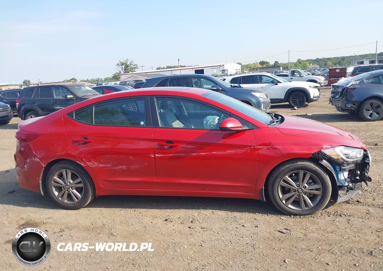2018 Hyundai Elantra Value Edition VIN:5NPD84LF2JH323729 - 13