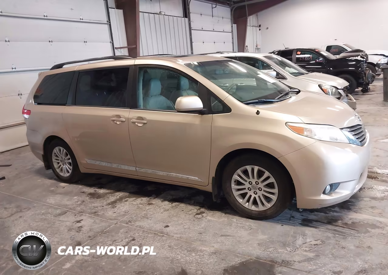 2011 Toyota Sienna Xle V6 VIN:5TDYK3DC7BS170391 - 13