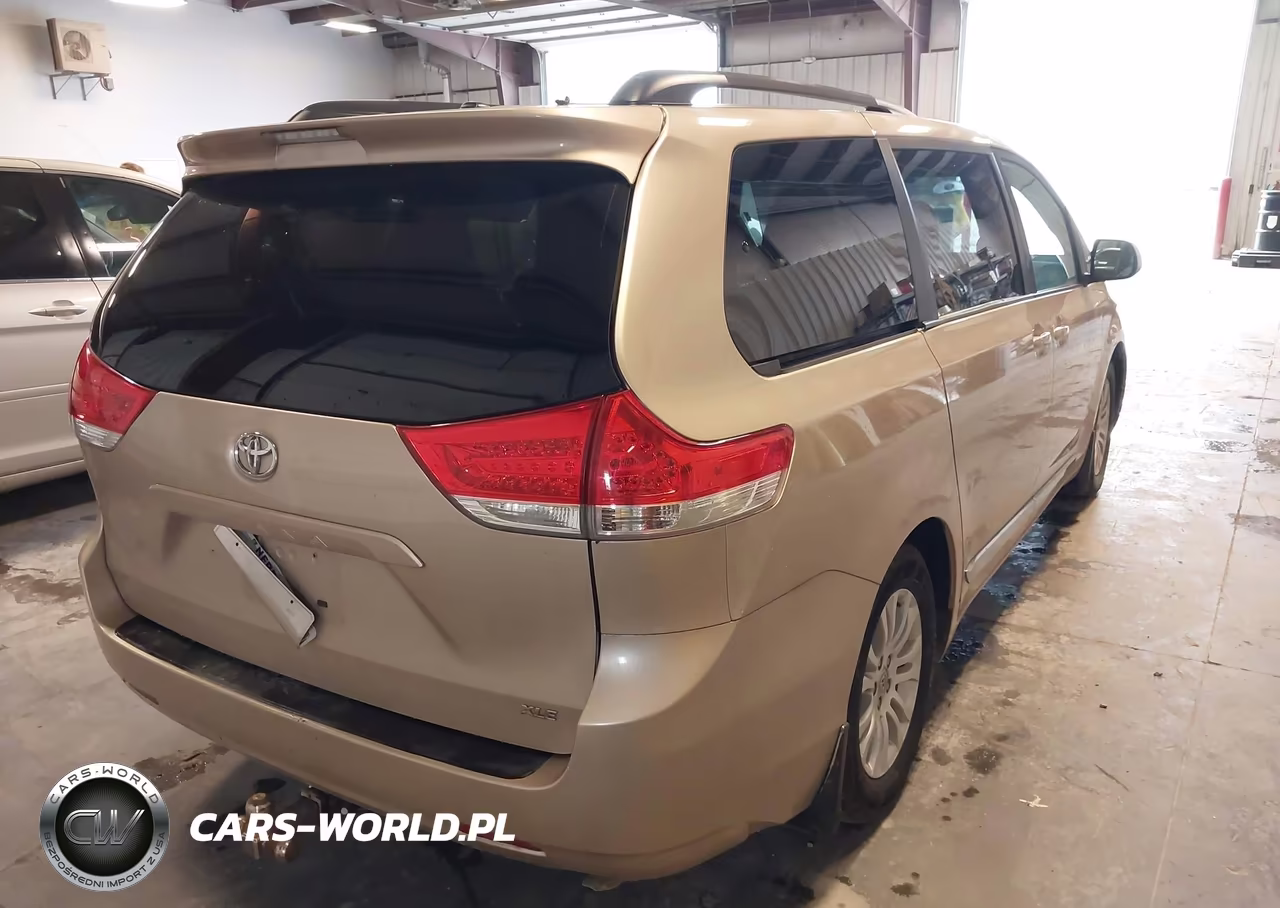 2011 Toyota Sienna Xle V6 VIN:5TDYK3DC7BS170391 - 18
