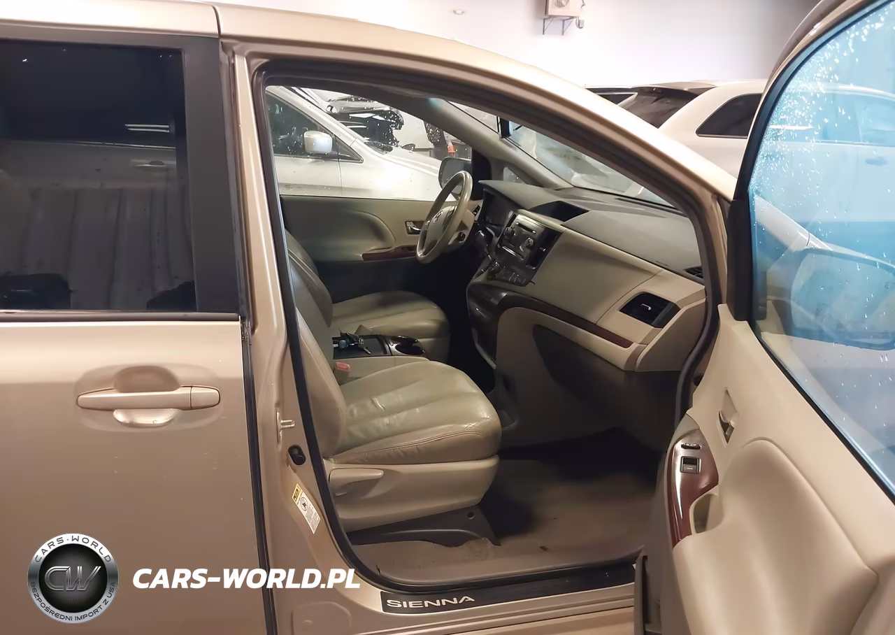 2011 Toyota Sienna Xle V6 VIN:5TDYK3DC7BS170391 - 5