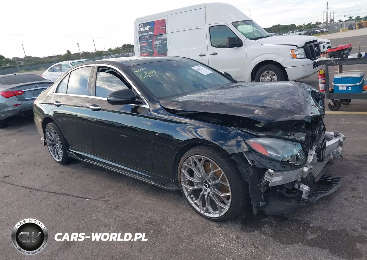 2019 Mercedes-Benz E 300