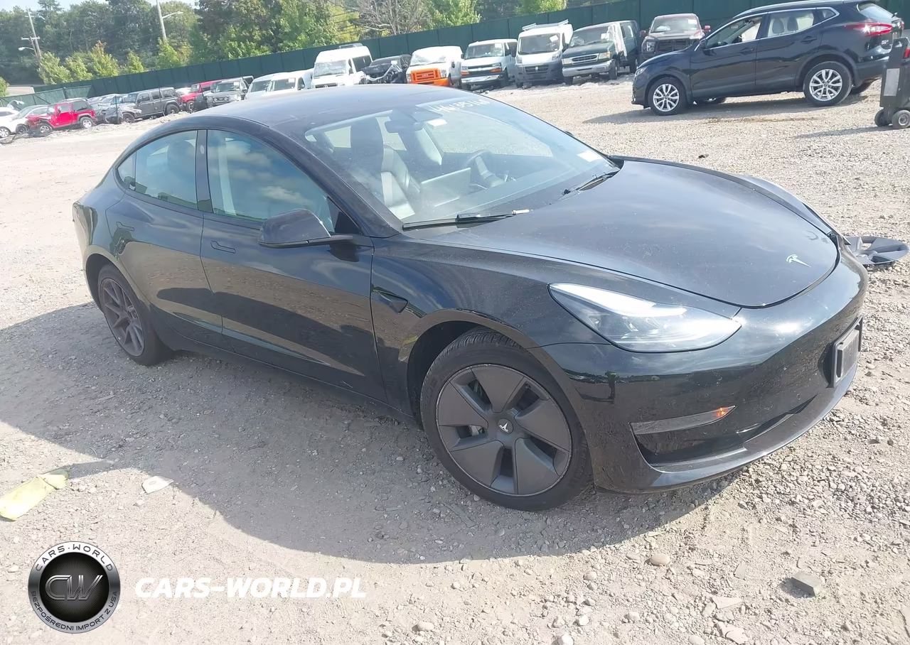2022 Tesla Model 3 Rear-Wheel Drive – zdjęcie 1 z 15