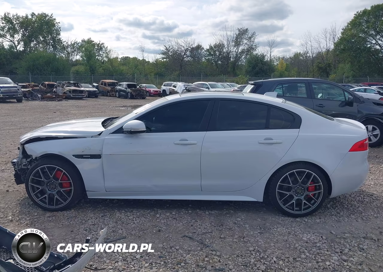 2017 Jaguar Xe 35T R-Sport VIN:SAJAL4BV8HA968673 - 15