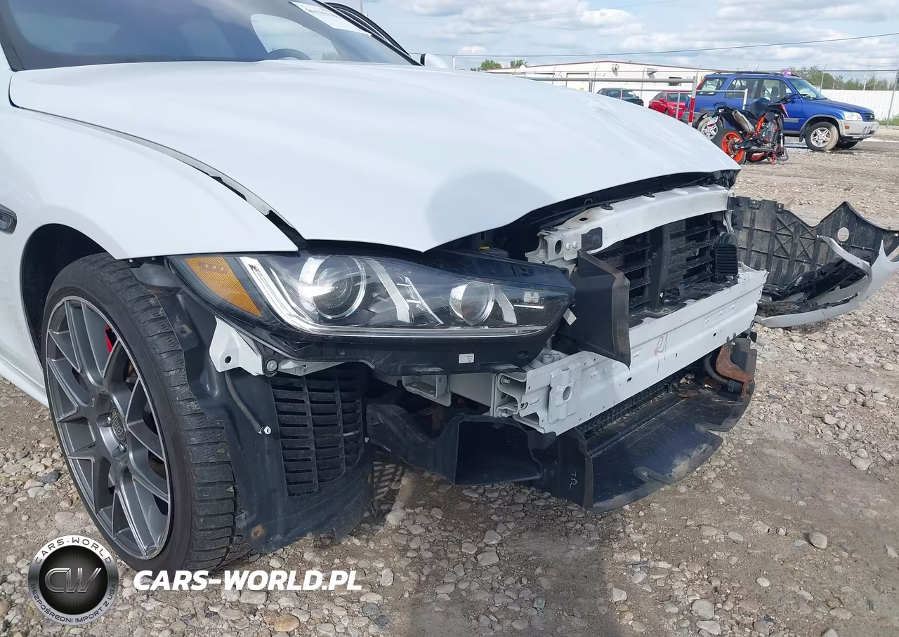 2017 Jaguar Xe 35T R-Sport VIN:SAJAL4BV8HA968673 - 19