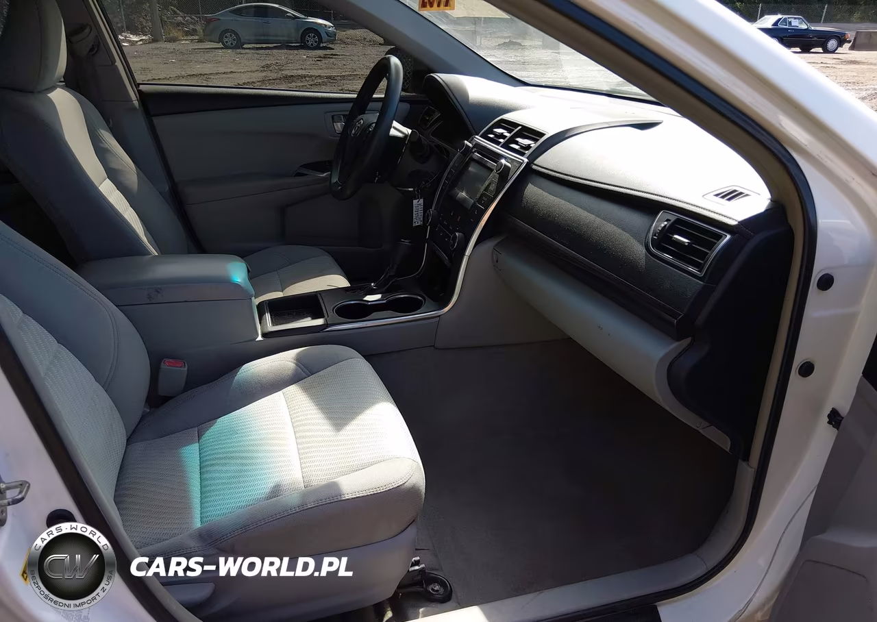 2015 Toyota Camry Le VIN:4T1BF1FK8FU947600 - 5