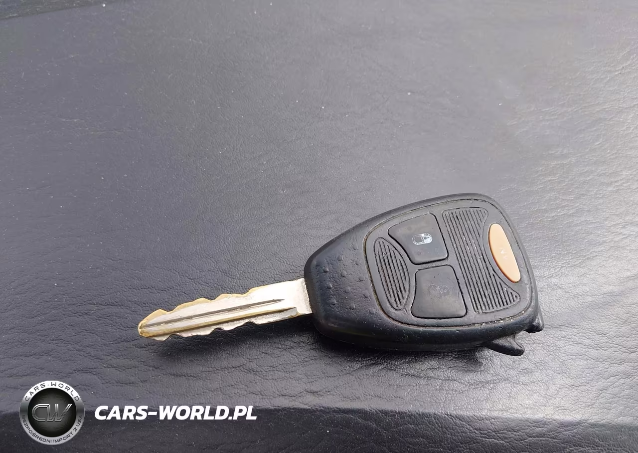 2007 Chrysler Town & Country VIN:1A4GJ45R37B223121 - 11