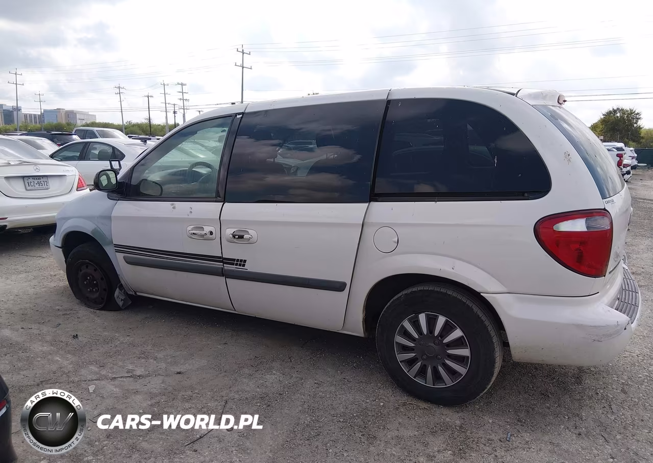 2007 Chrysler Town & Country VIN:1A4GJ45R37B223121 - 15