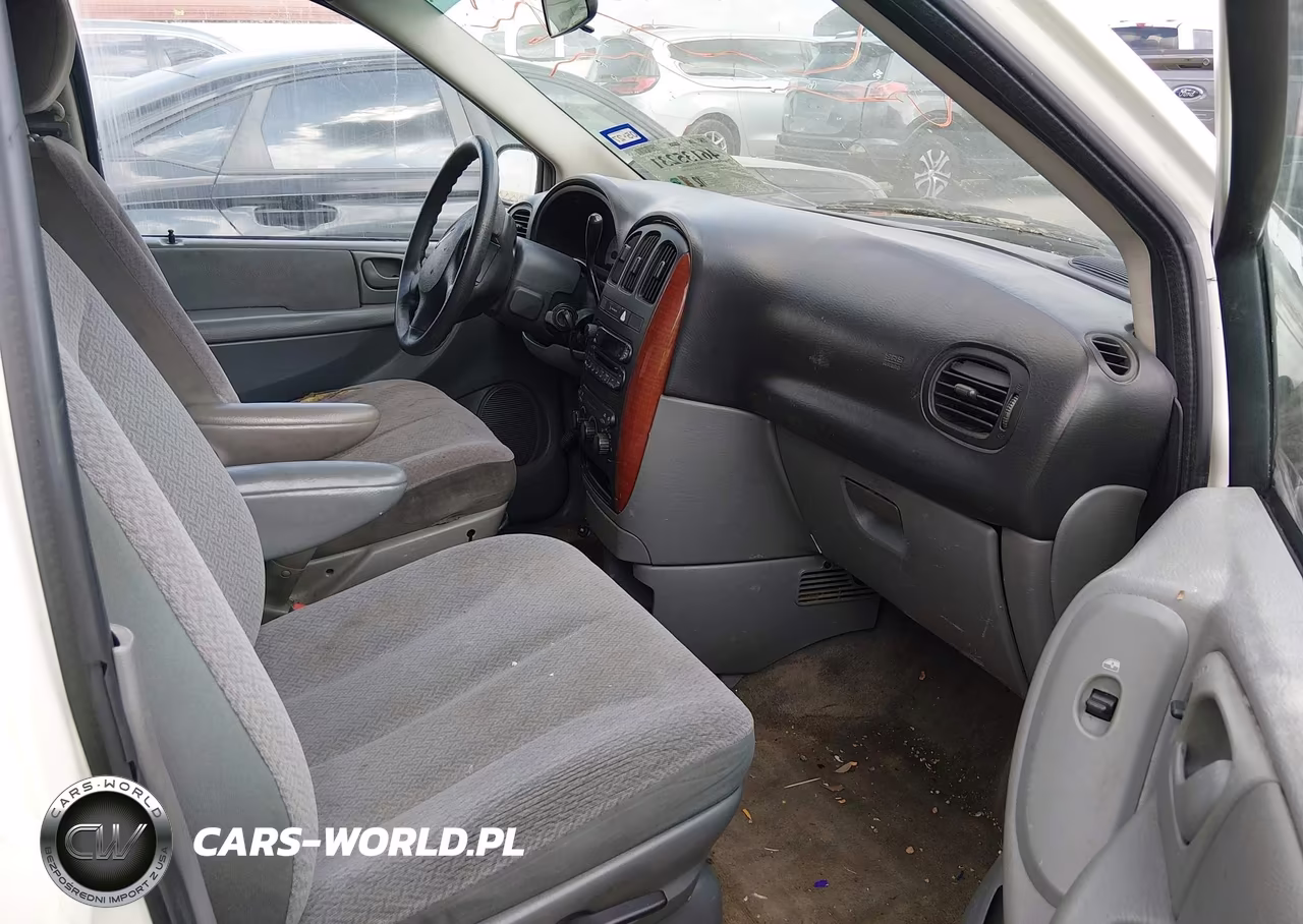 2007 Chrysler Town & Country VIN:1A4GJ45R37B223121 - 5
