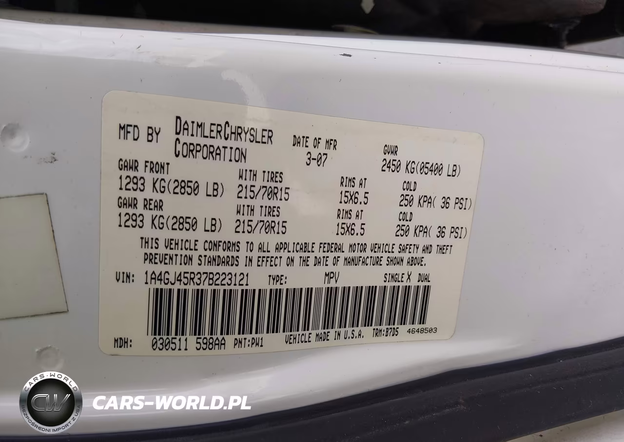 2007 Chrysler Town & Country VIN:1A4GJ45R37B223121 - 9