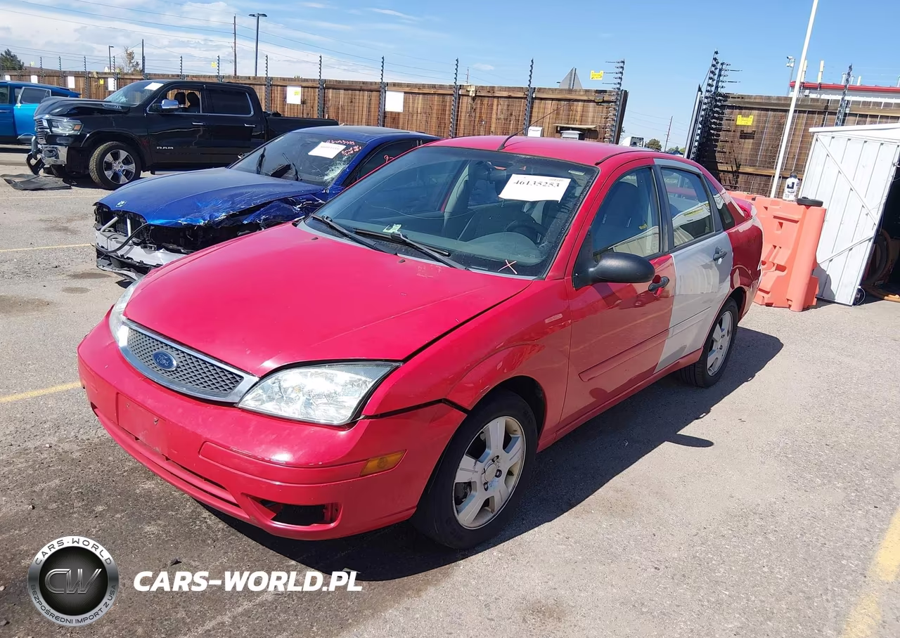 2005 Ford Focus Zx4 VIN:1FAFP34N45W305105 - 2