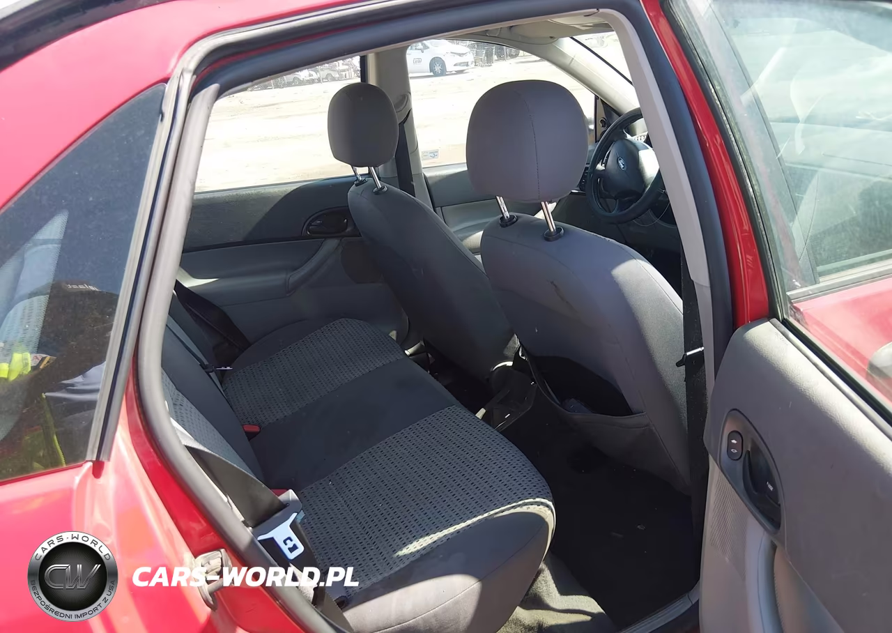 2005 Ford Focus Zx4 VIN:1FAFP34N45W305105 - 8