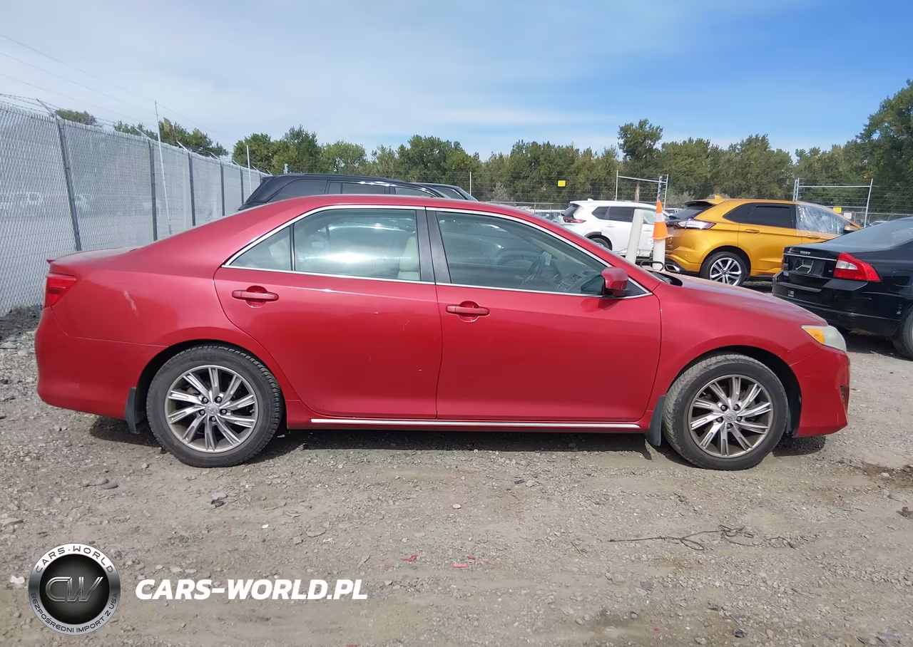 2012 Toyota Camry Le VIN:4T4BF1FK4CR228717 - 13