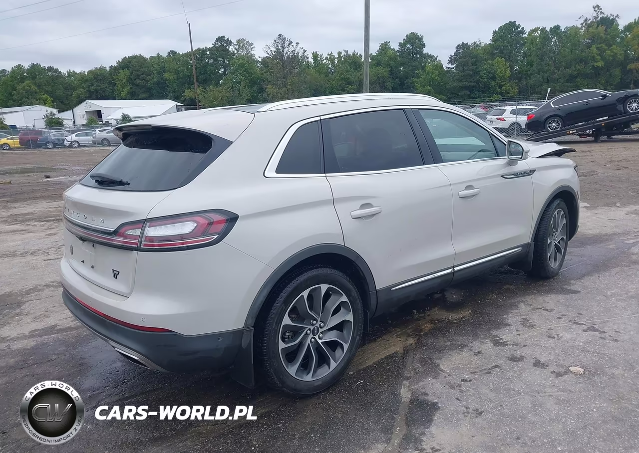 2021 Lincoln Nautilus Reserve VIN:2LMPJ6K9XMBL03169 - 4