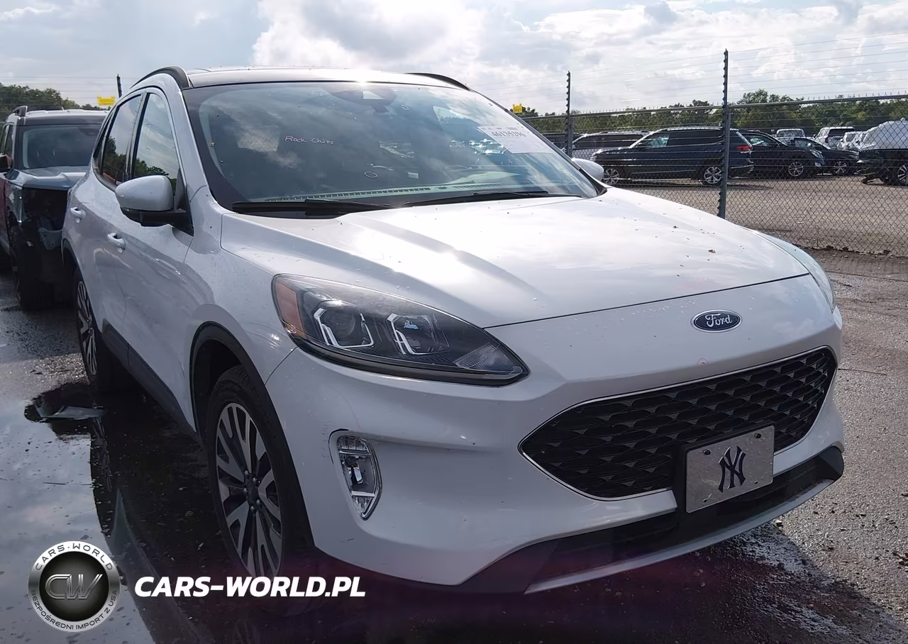 2020 Ford Escape Sel