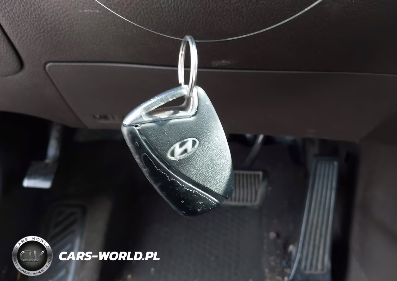 2016 Hyundai Santa Fe Sport 2.4L VIN:5XYZU3LBXGG313085 - 11