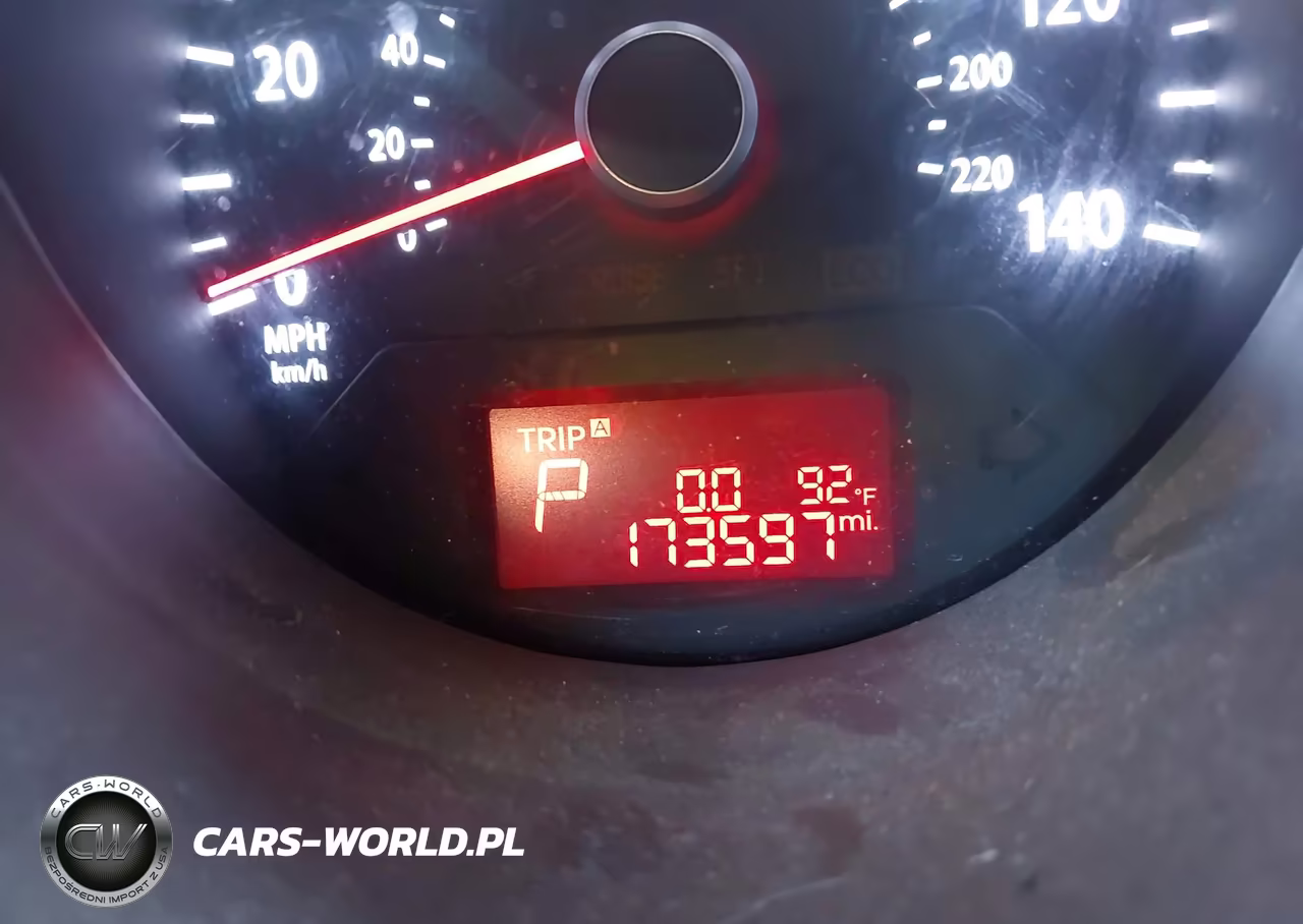 2013 Kia Soul + VIN:KNDJT2A61D7520702 - 15