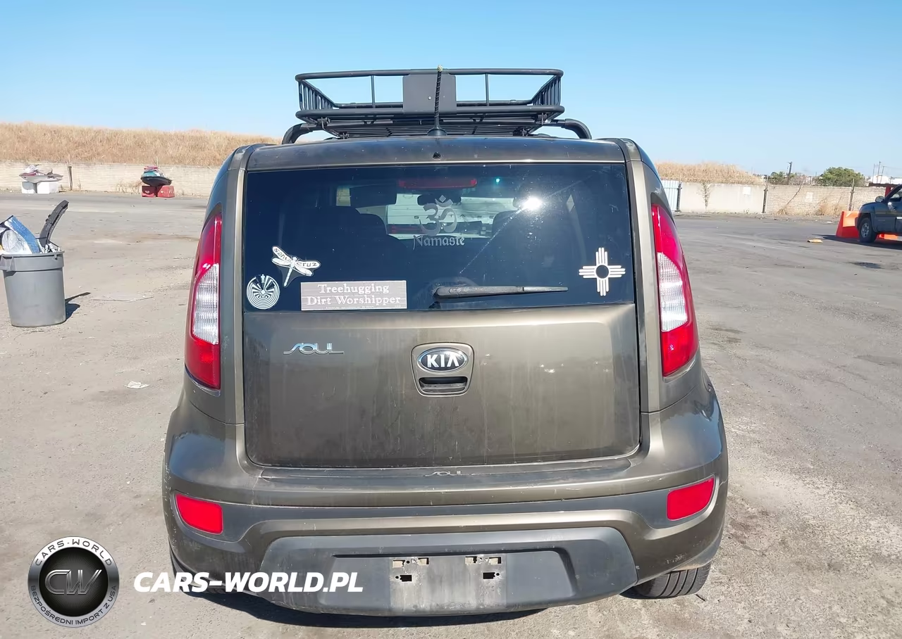 2013 Kia Soul + VIN:KNDJT2A61D7520702 - 16