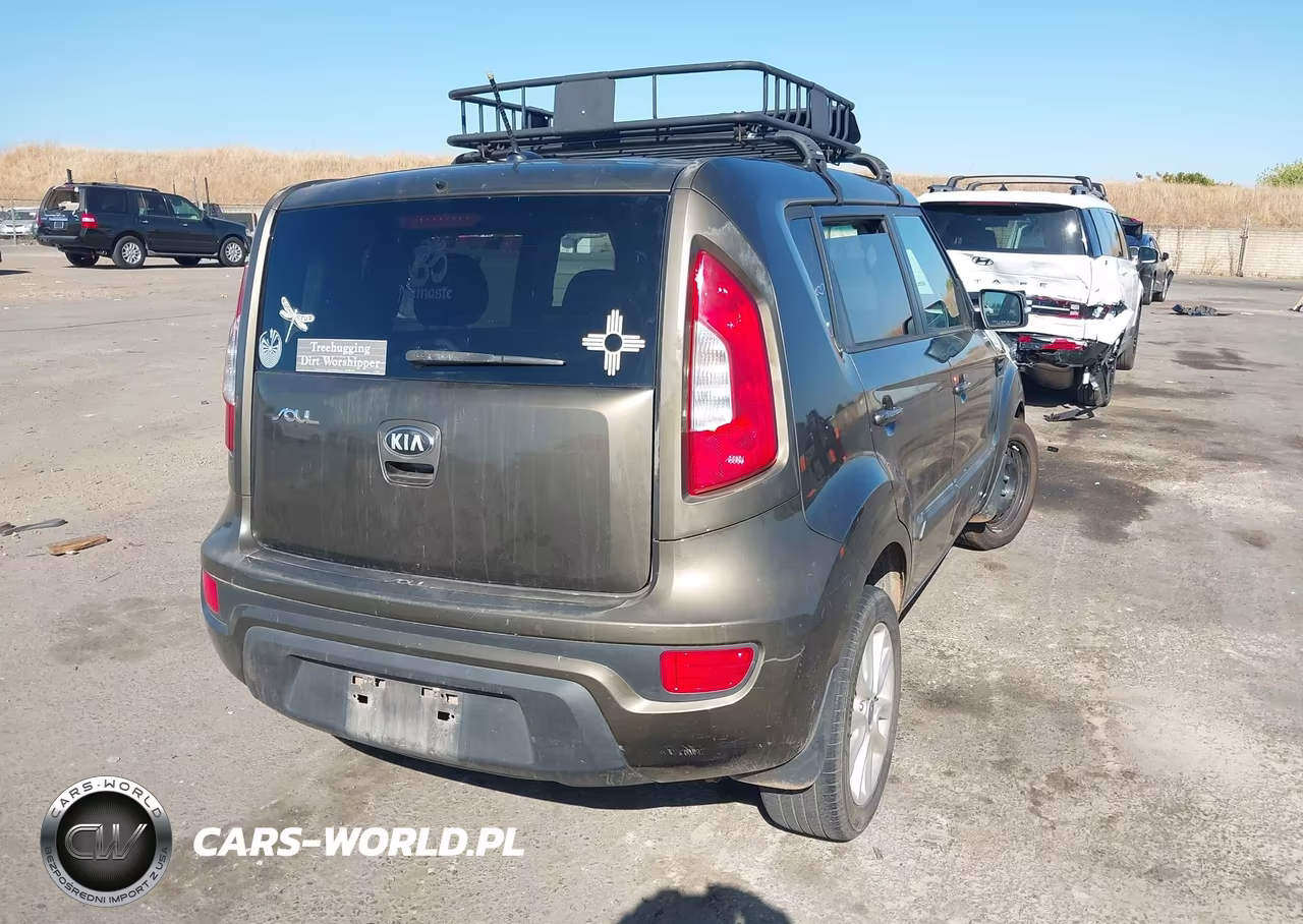 2013 Kia Soul + VIN:KNDJT2A61D7520702 - 4