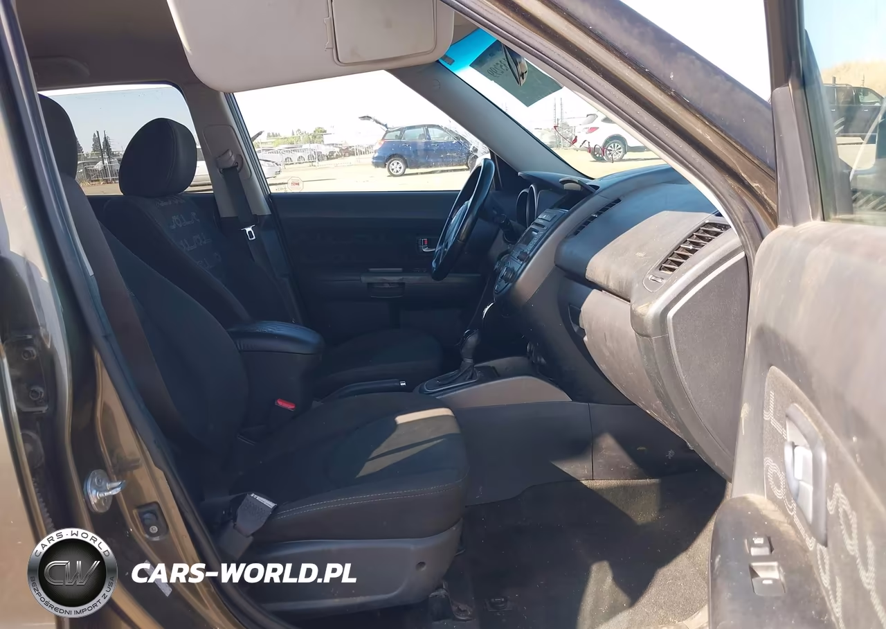 2013 Kia Soul + VIN:KNDJT2A61D7520702 - 5