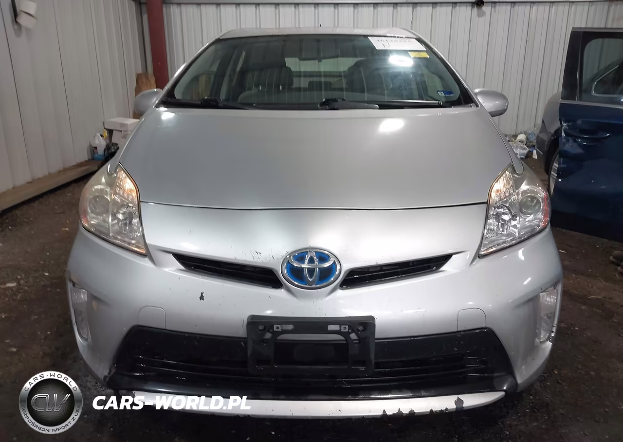 2015 Toyota Prius Two VIN:JTDKN3DU6F1884635 - 12