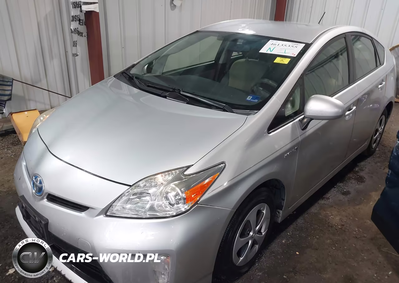 2015 Toyota Prius Two VIN:JTDKN3DU6F1884635 - 2