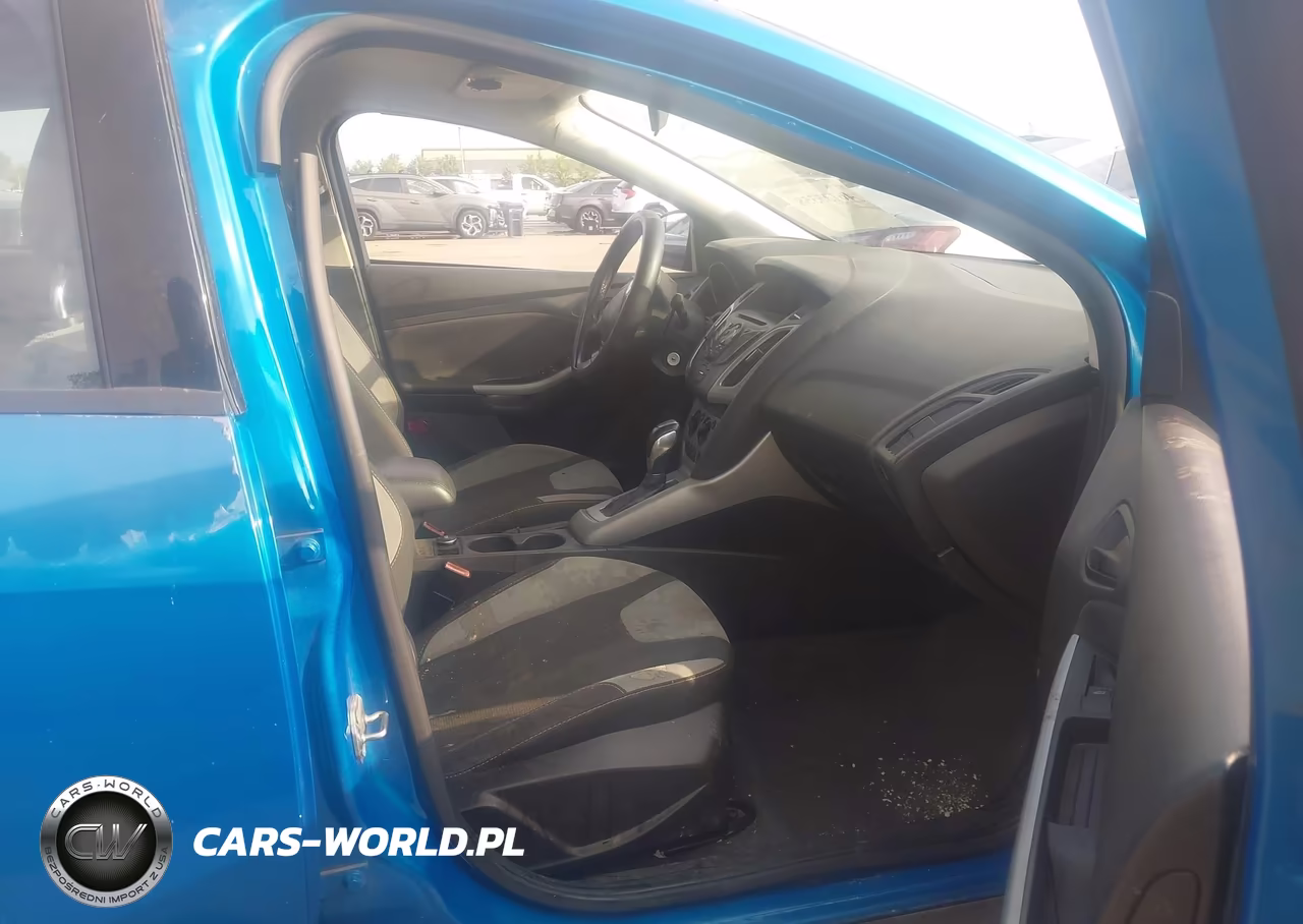 2012 Ford Focus Se VIN:1FAHP3F21CL249599 - 5