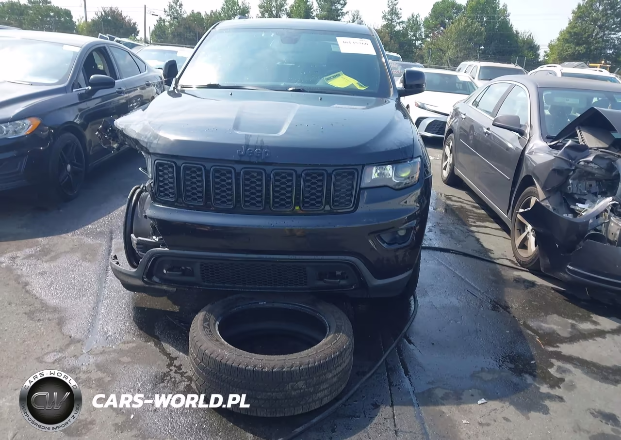 2018 Jeep Grand Cherokee Upland 4X4 VIN:1C4RJFAG0JC503014 - 13