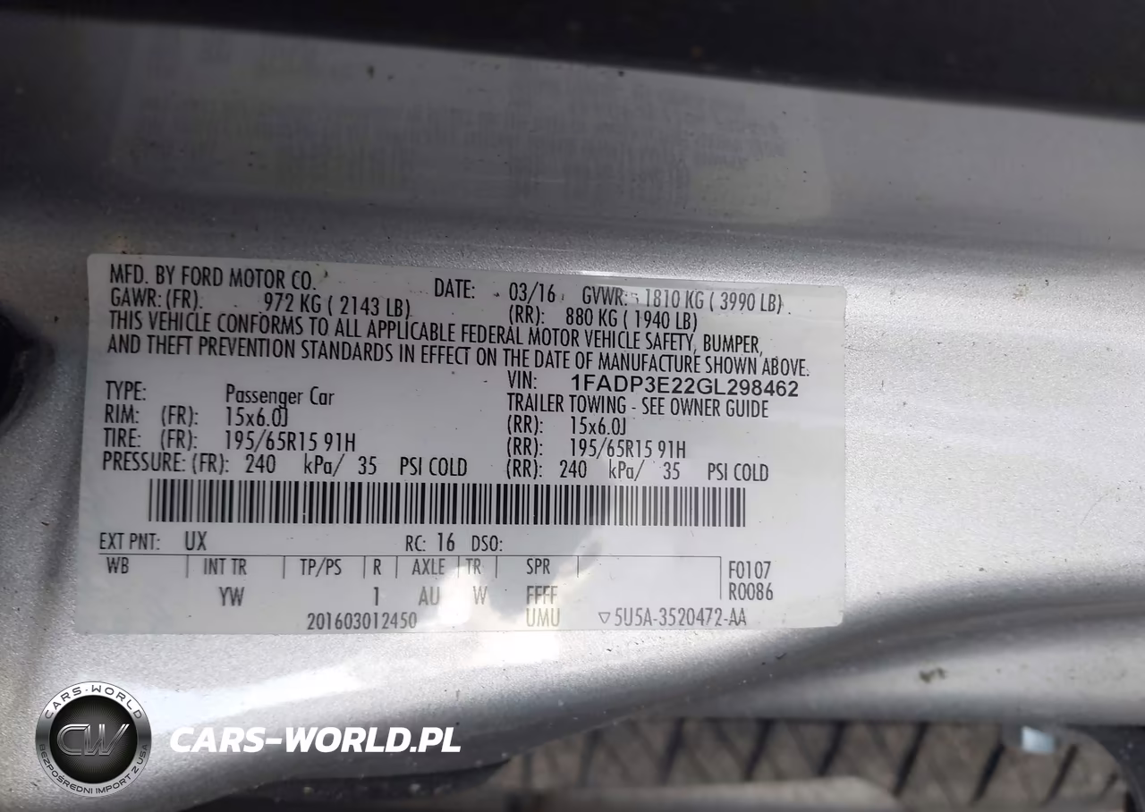 2016 Ford Focus S VIN:1FADP3E22GL298462 - 9