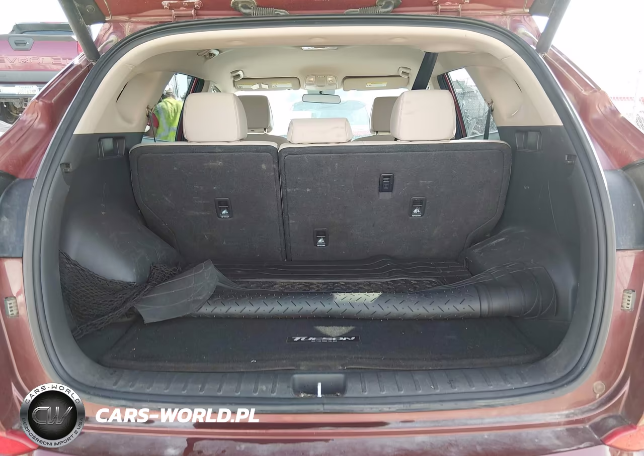 2016 Hyundai Tucson Sport VIN:KM8J33A27GU054584 - 16
