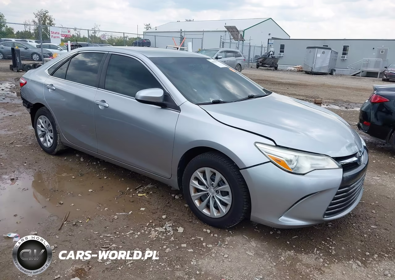 2016 Toyota Camry Le