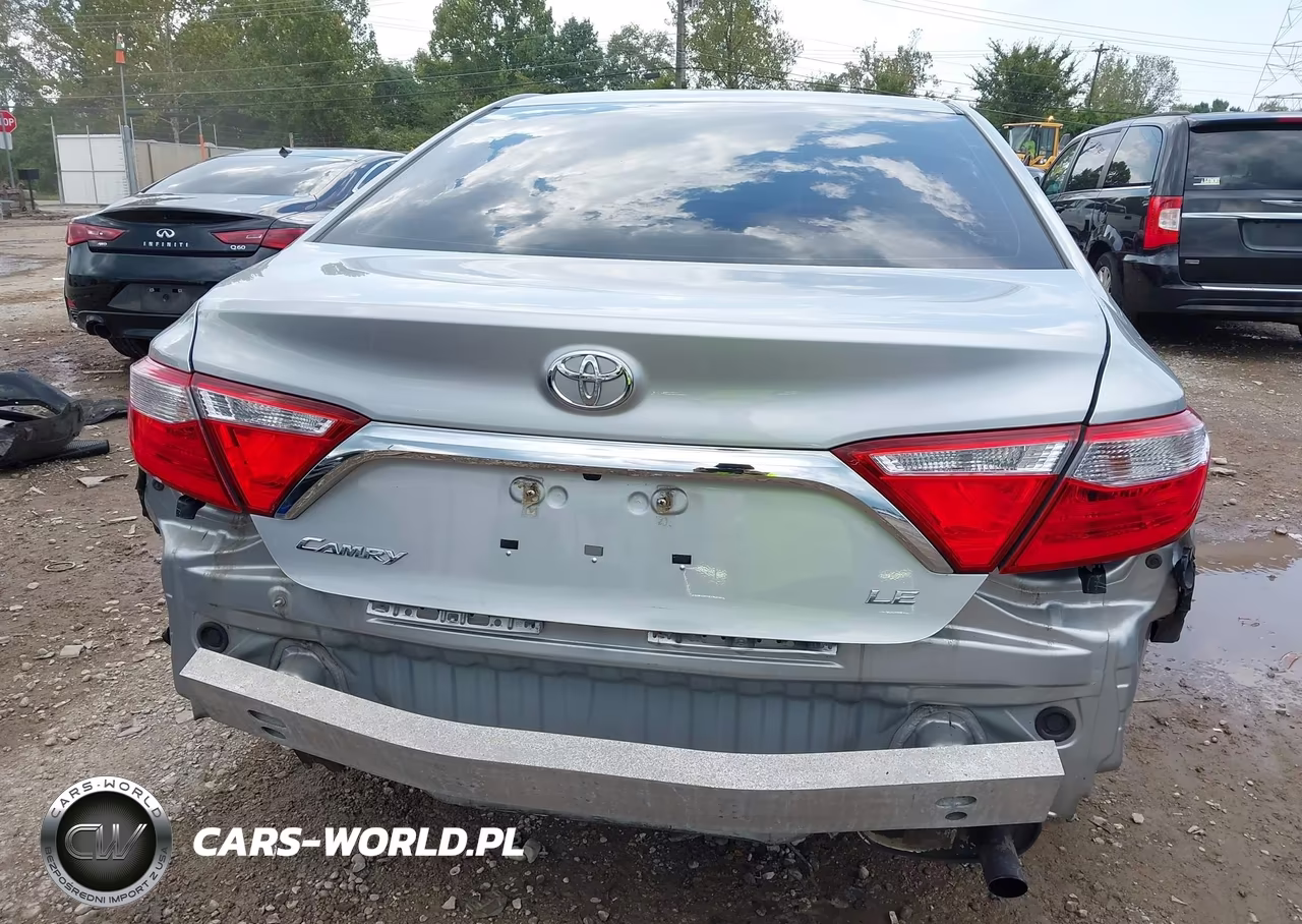 2016 Toyota Camry Le VIN:4T1BF1FK0GU507601 - 6