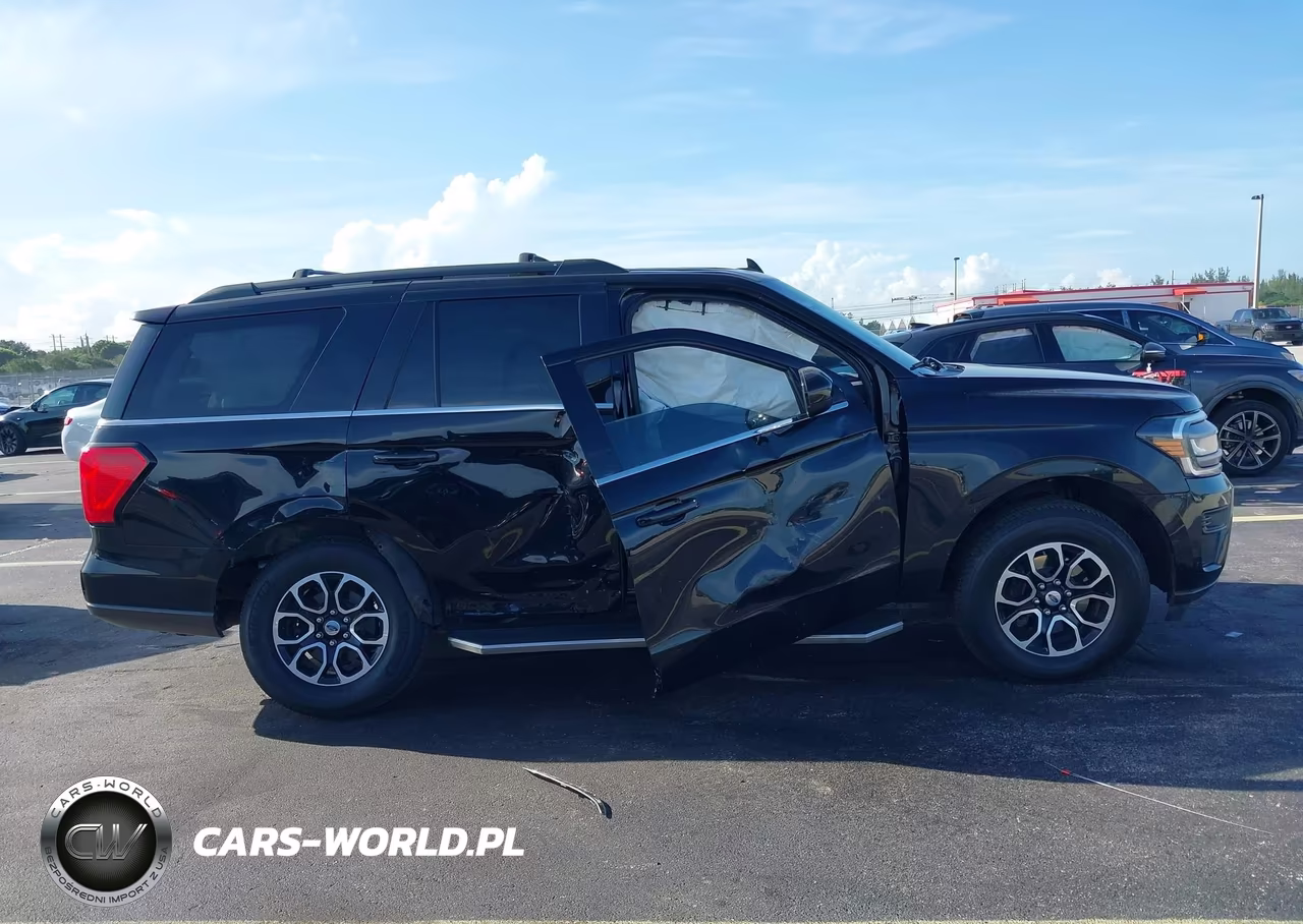2024 Ford Expedition Xlt VIN:1FMJU1J84REA35560 - 13
