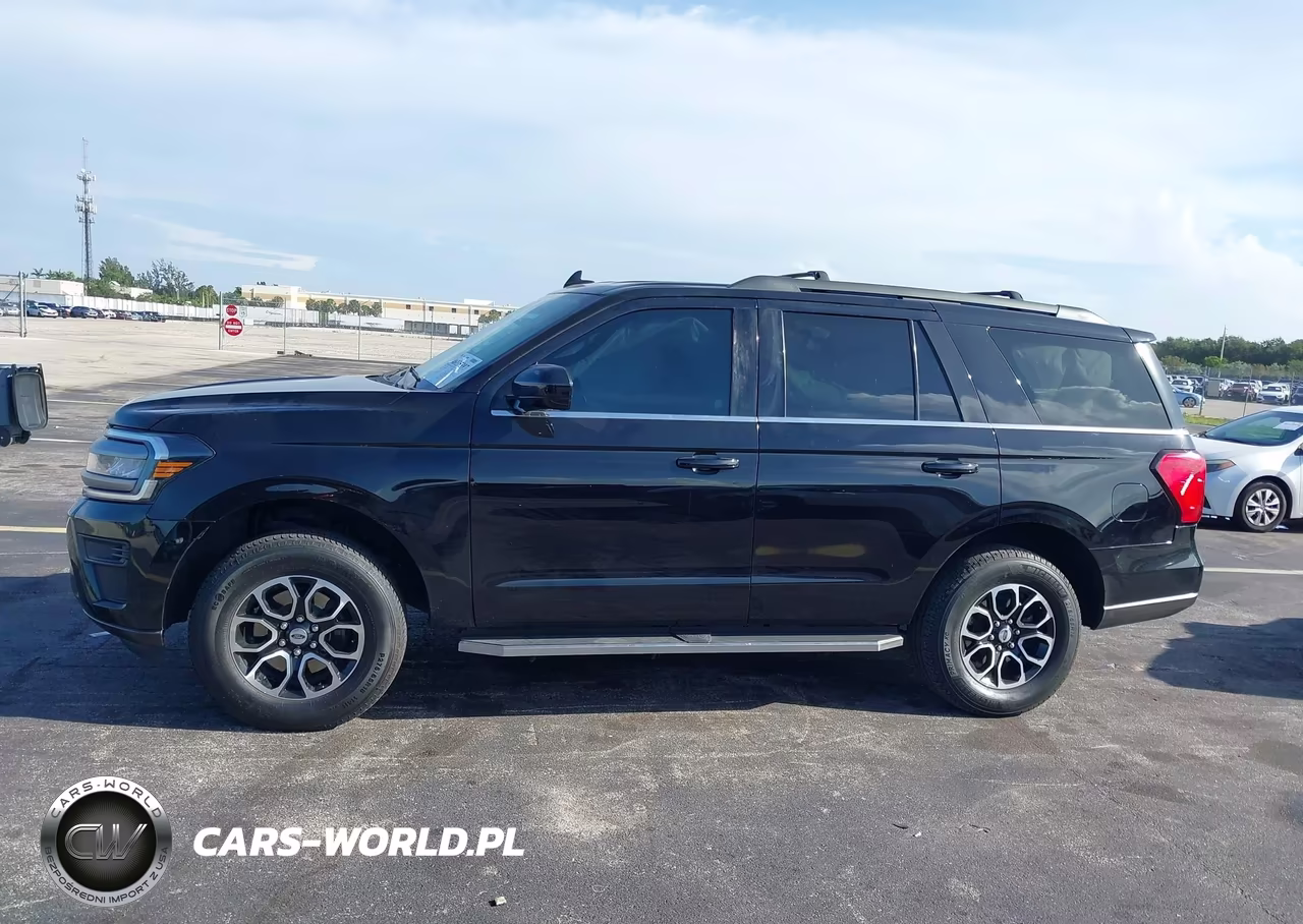 2024 Ford Expedition Xlt VIN:1FMJU1J84REA35560 - 14