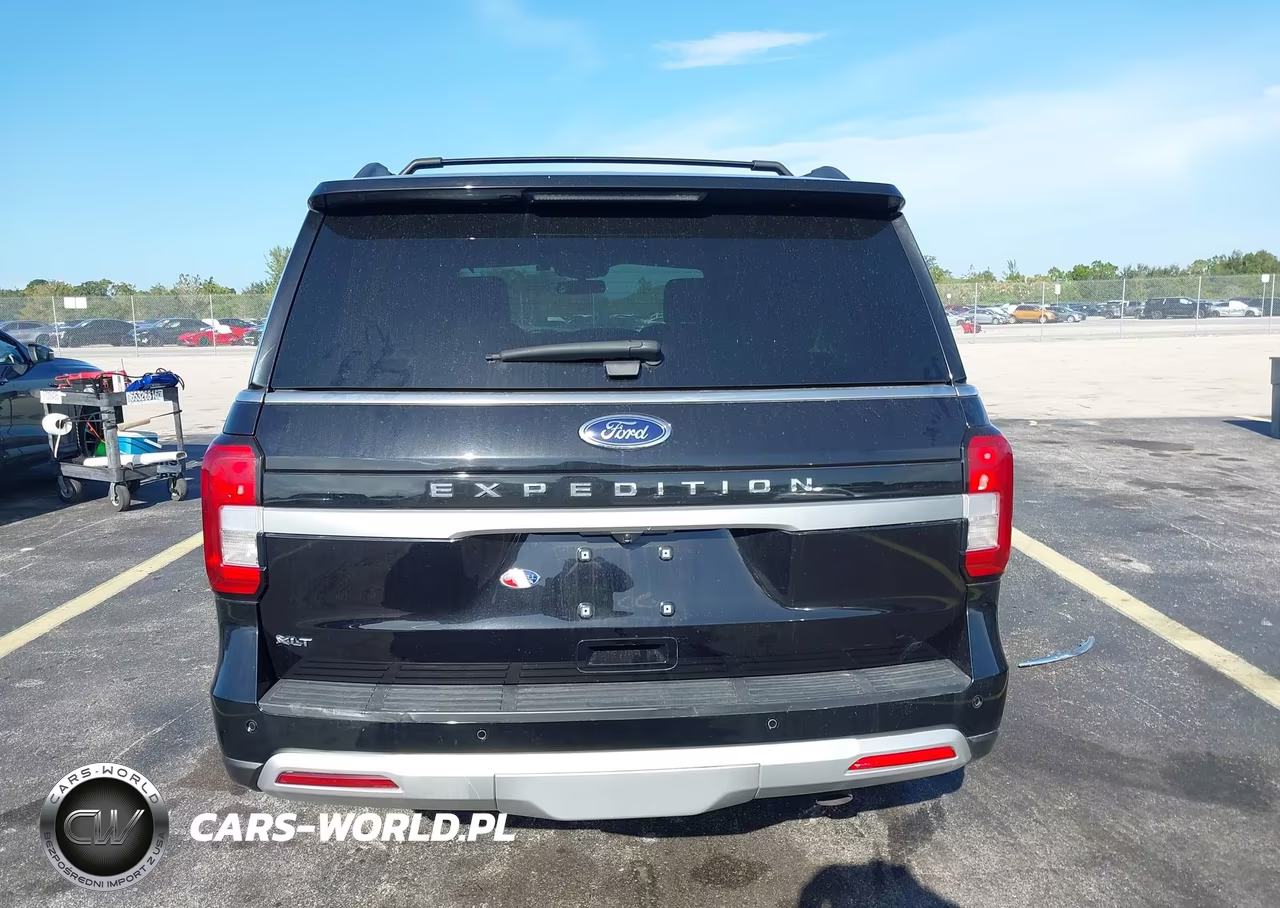 2024 Ford Expedition Xlt VIN:1FMJU1J84REA35560 - 16