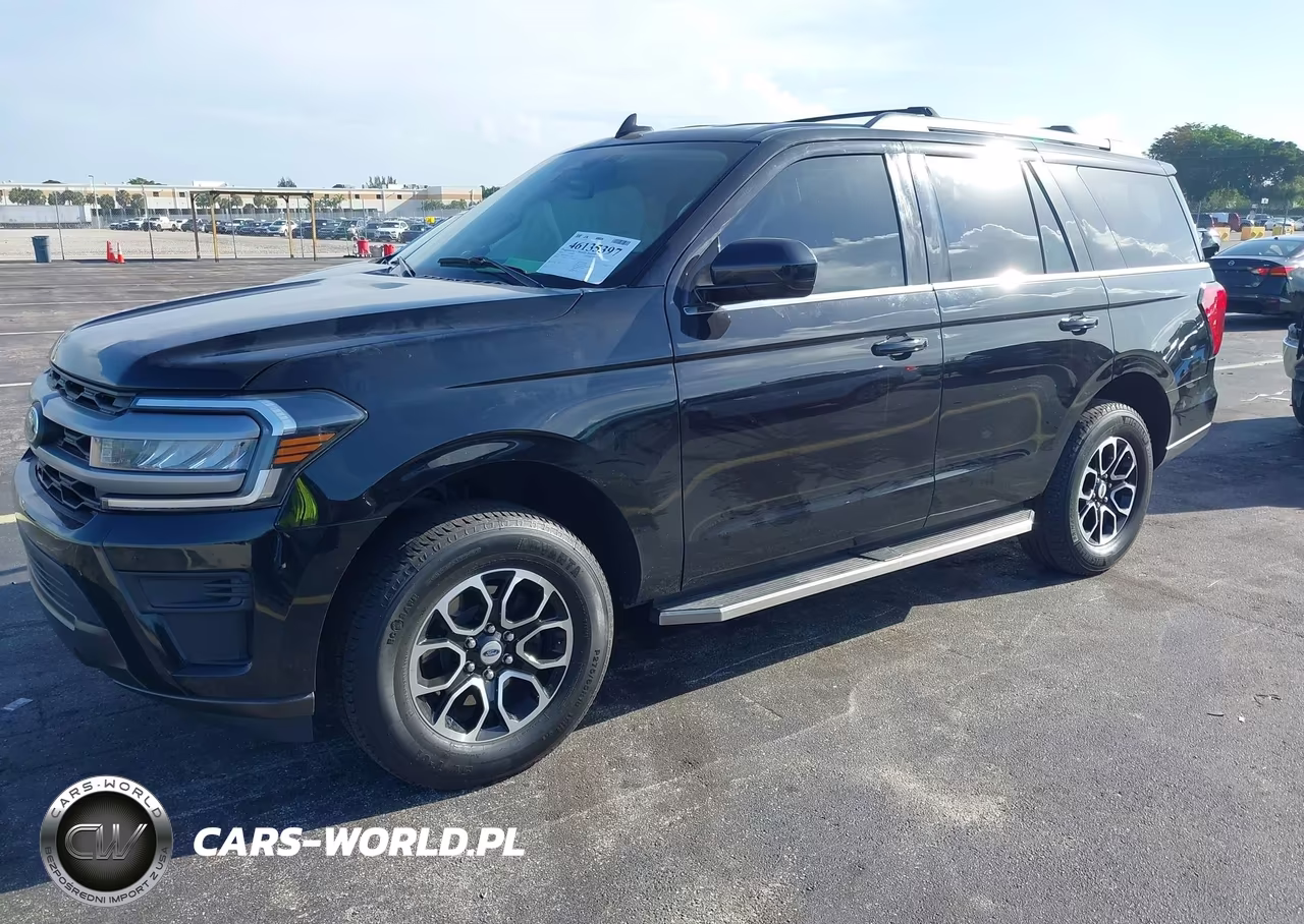 2024 Ford Expedition Xlt VIN:1FMJU1J84REA35560 - 2