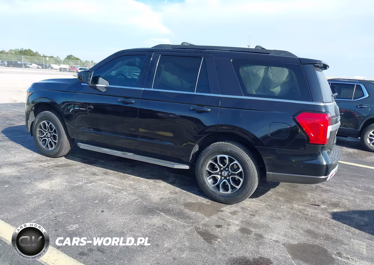 2024 Ford Expedition Xlt VIN:1FMJU1J84REA35560 - 3