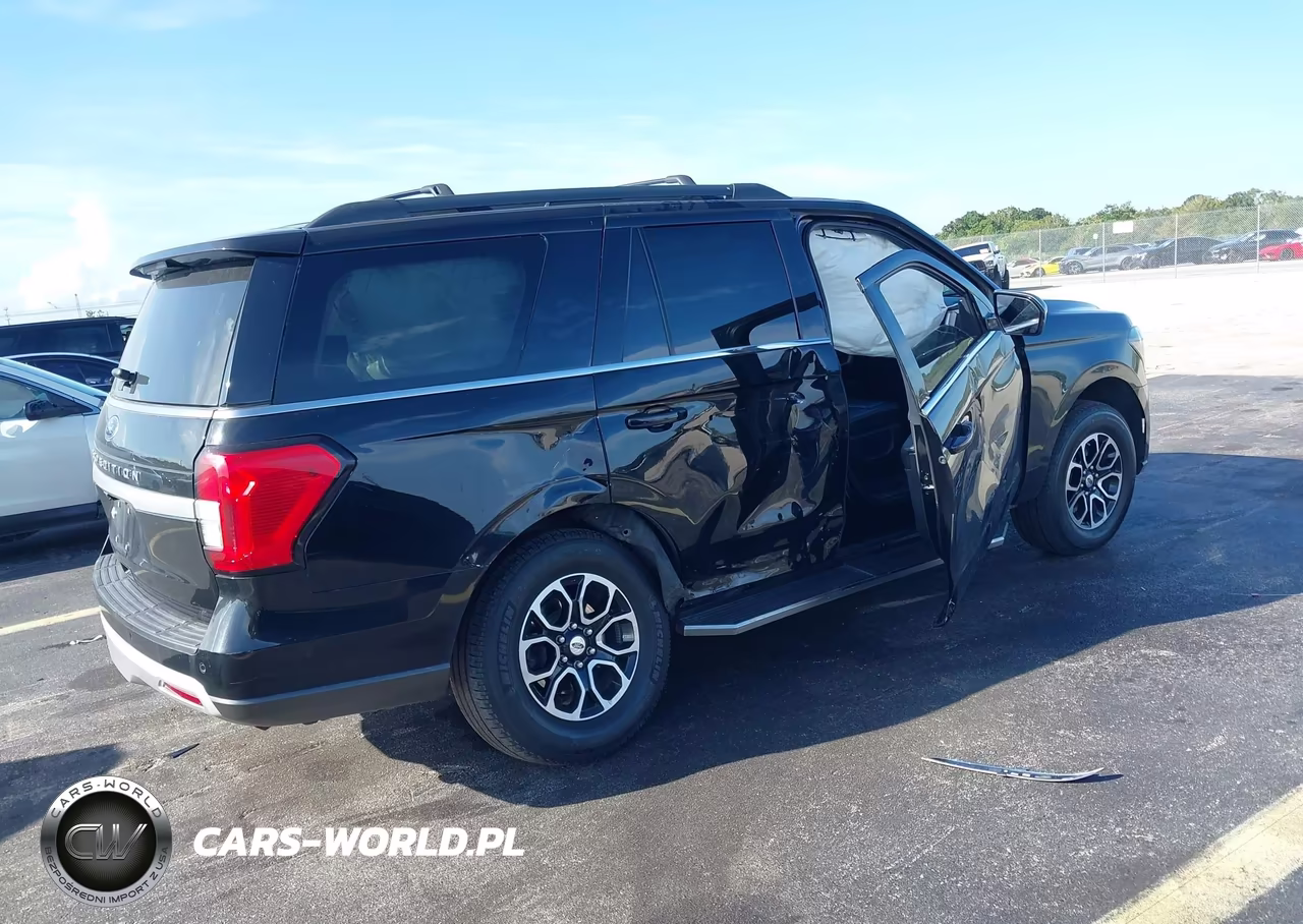 2024 Ford Expedition Xlt VIN:1FMJU1J84REA35560 - 4