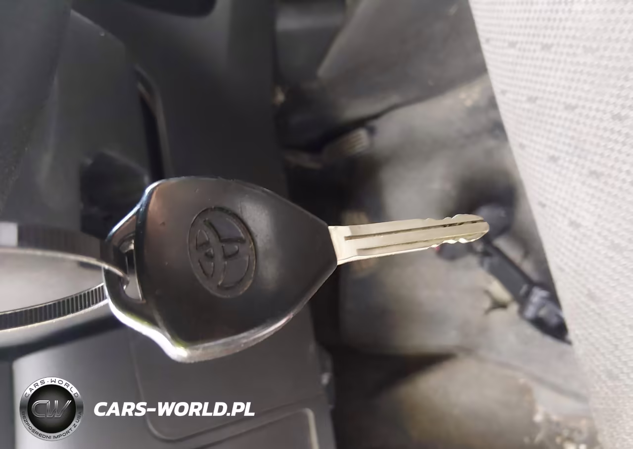 2010 Toyota Yaris VIN:JTDKT4K39A5314572 - 11