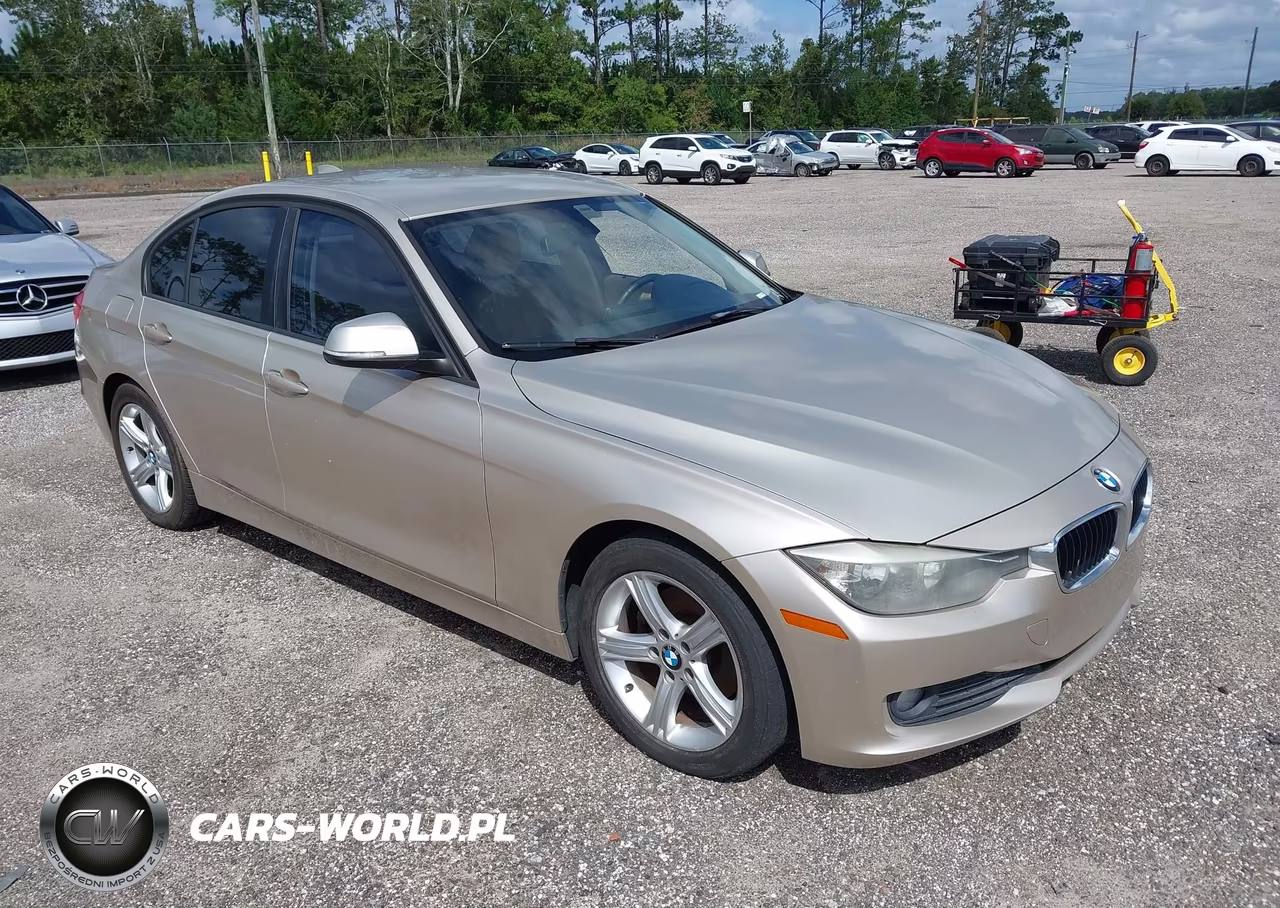 2014 BMW 320I – zdjęcie 1 z 11