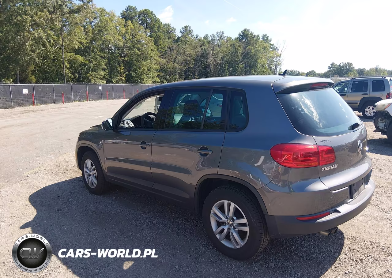 2012 Volkswagen Tiguan Le VIN:WVGAV7AX7CW006210 - 3