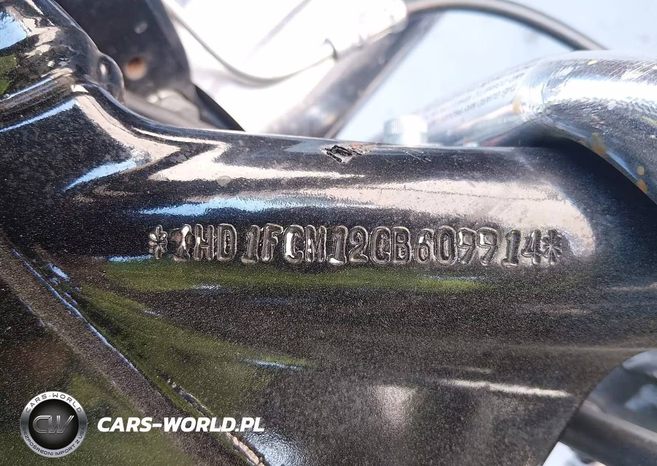 2012 Harley-Davidson Flhtcu Ultra Classic Electra Gld VIN:1HD1FCM12CB609914 - 10