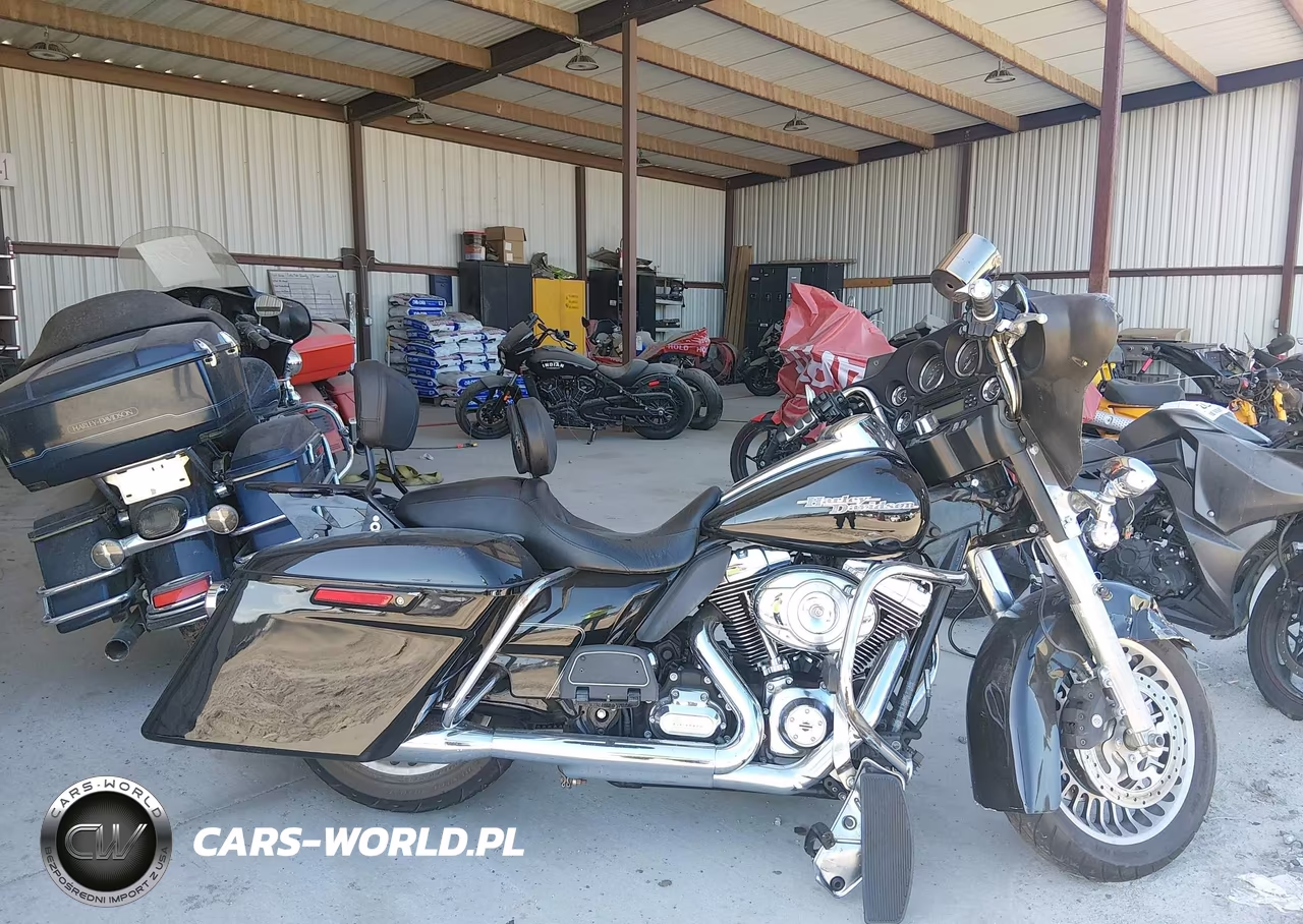 2012 Harley-Davidson Flhtcu Ultra Classic Electra Gld VIN:1HD1FCM12CB609914 - 12